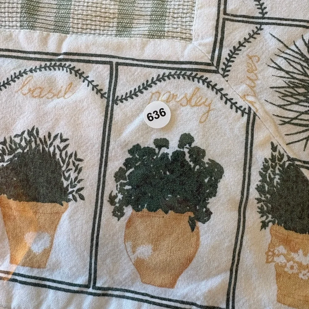 🪴 Vintage Van Cleef Inc. Green Plaid Herb Garden Tablecloth